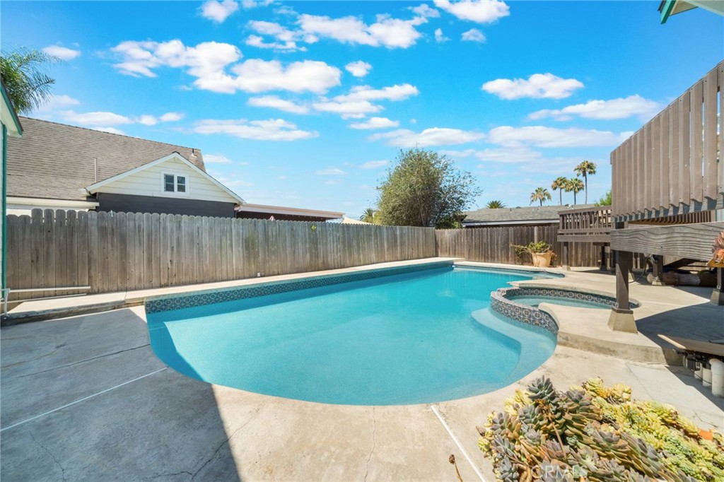 34807 Calle Del Sol, Dana Point CA 92624 - photo 38