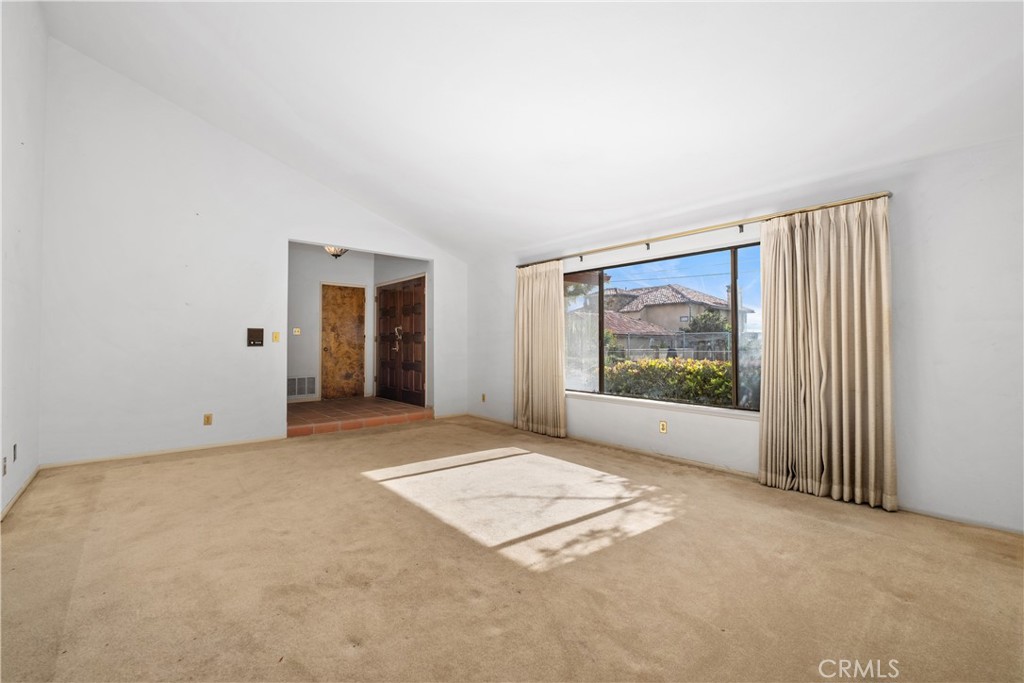View towards front door and access to garage - 34866 Doheny Place, Dana Point CA 92624 - photo 12