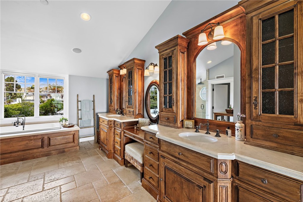 primary bath - up - 35031 Camino Capistrano, Dana Point CA 92642 - photo 38
