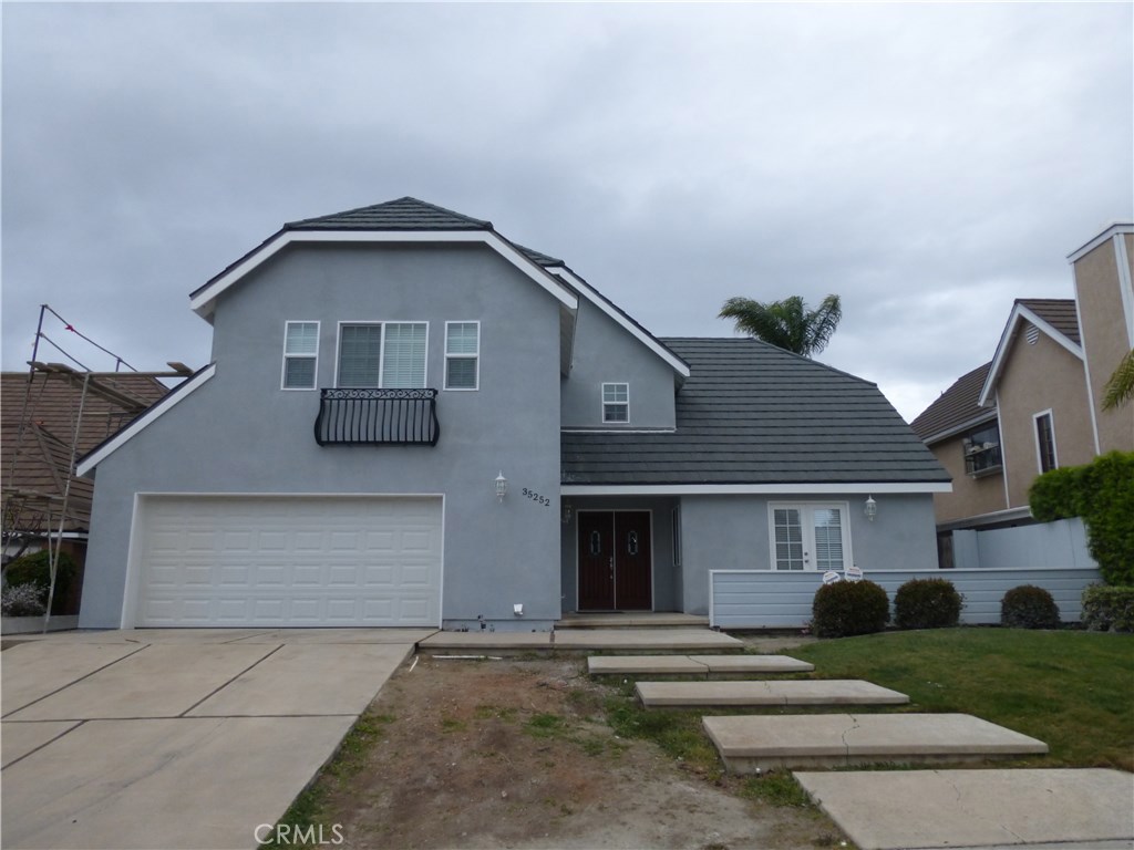 Large, stately 4-bed & loft home in beautiful Capistrano Beach - 35252 Vista De Todo, Dana Point CA 92624 - photo 1