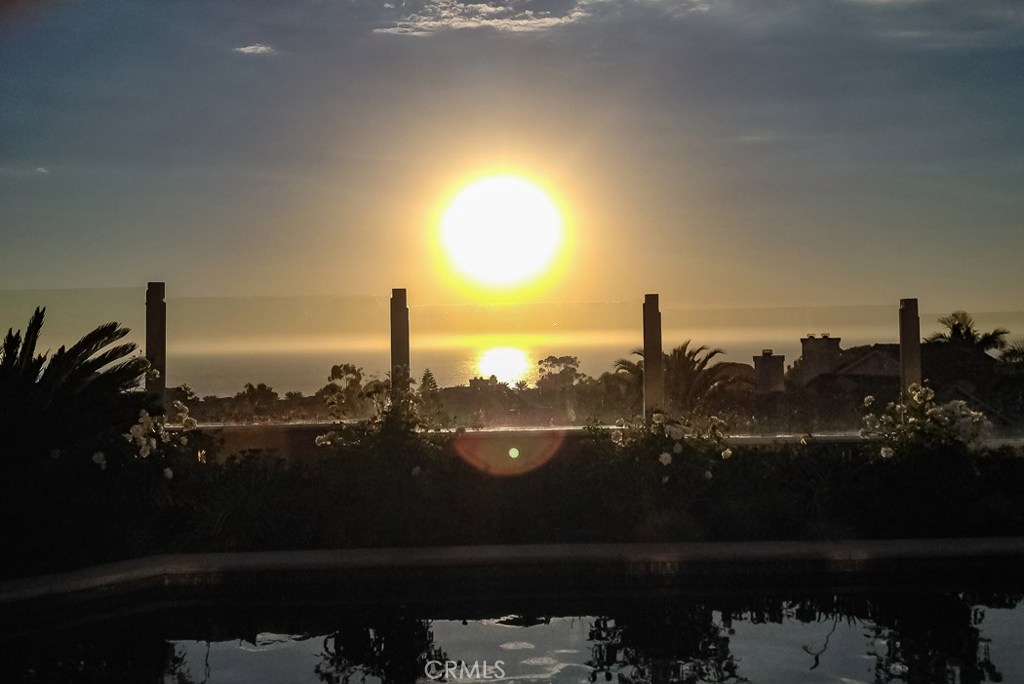 Majestic evening enjoying the up front and center amazing Catalina Sunset. - 39 New York Court, Dana Point CA 92629 - photo 1