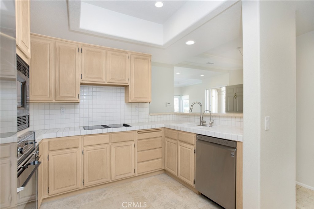 39 Wightman Court, Dana Point CA 92629 - photo 9