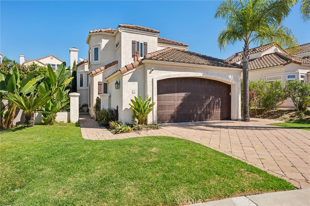 4 Regina, Dana Point CA 92629 - photo 1
