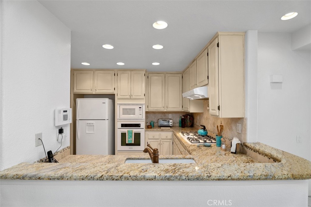 43 Centre Court, Dana Point CA 92629 - photo 13