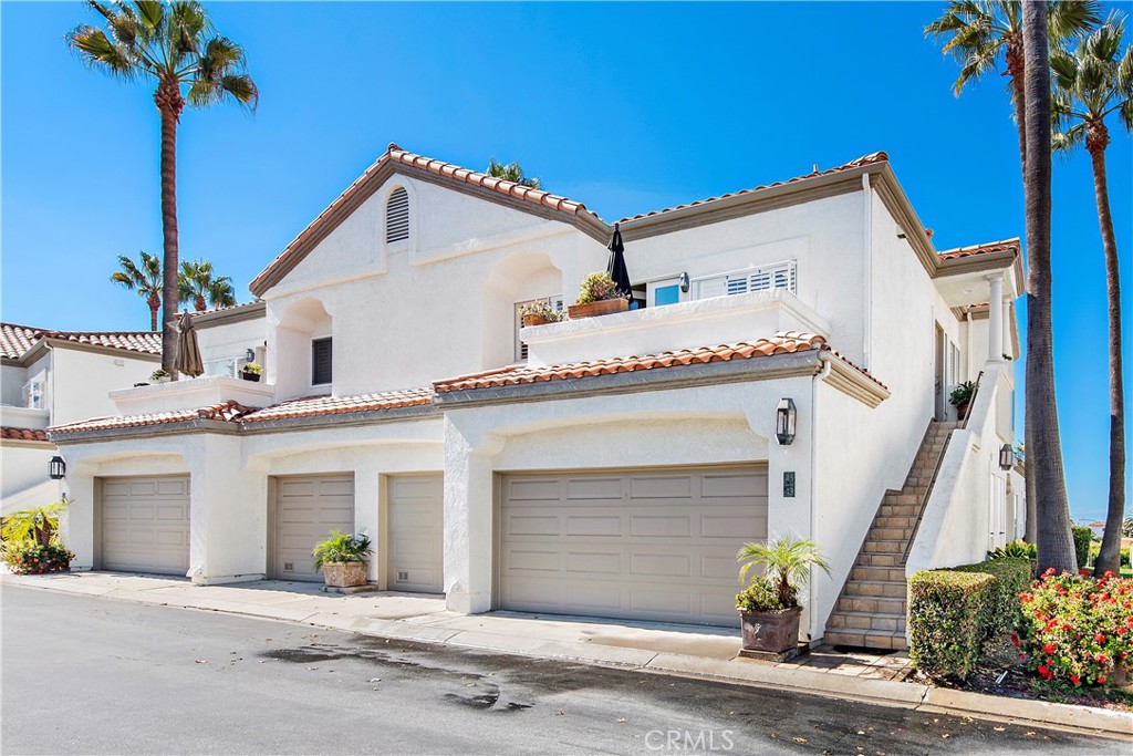 Upper End Unit - 45 Centre Court, Dana Point CA 92629 - photo 1