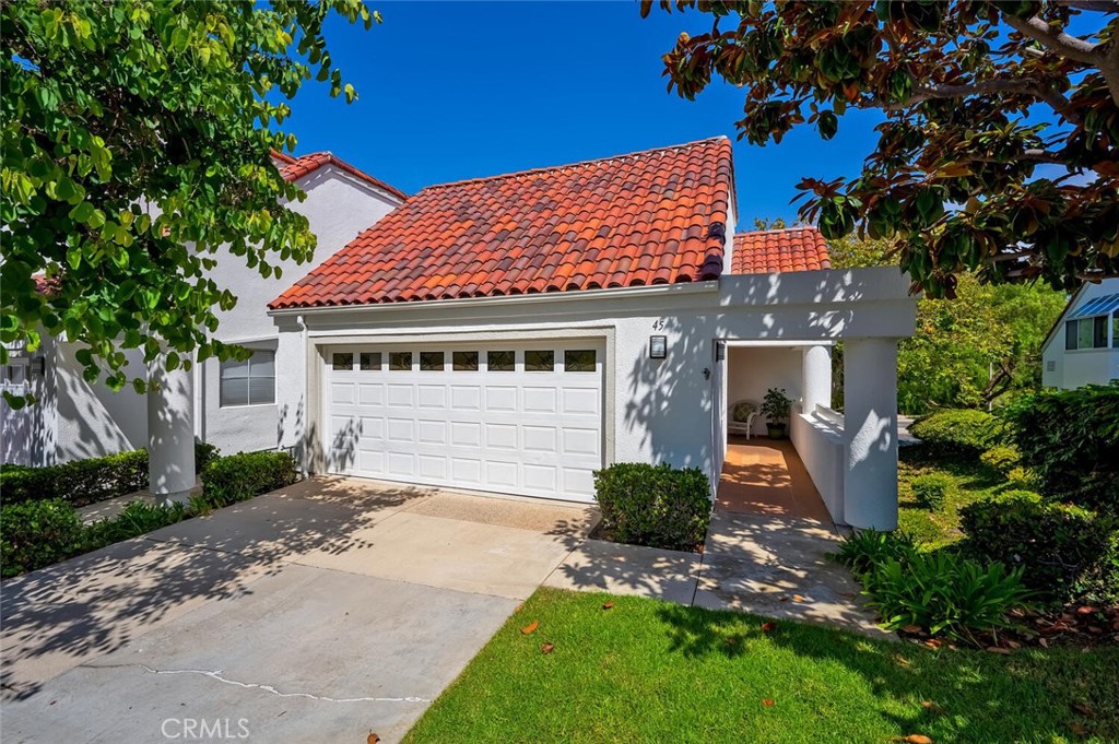 45 La Paloma, Dana Point CA 92629 - photo 1