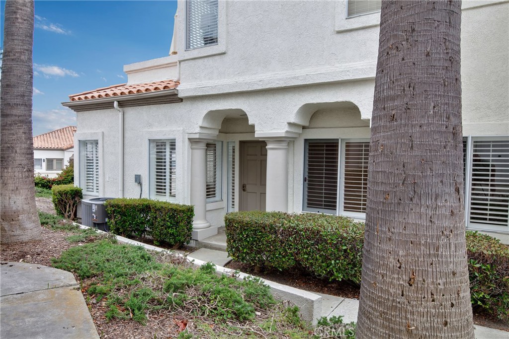 5 Tennis Villas Drive 69, Dana Point CA 92629 - photo 1