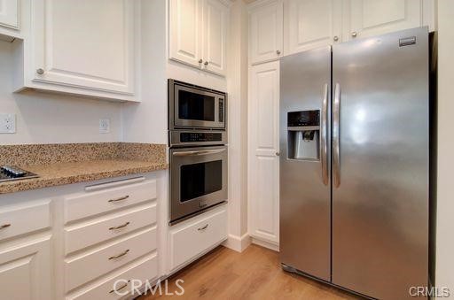 Stainless steel appliances - 5 Veracruz, Dana Point CA 92629 - photo 4