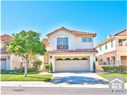 Front elevation on single loaded street with ocean view. - 5 VILLE FRANCHE, Dana Point CA 92629 - photo 1