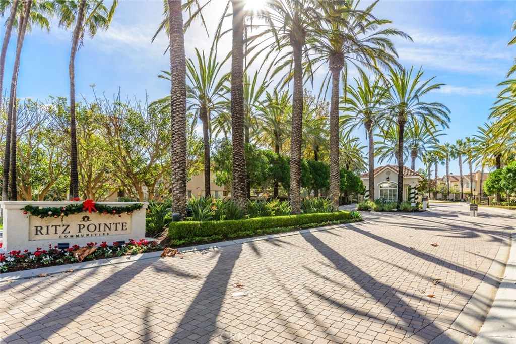 54 Corniche Drive E, Dana Point CA 92629 - photo 1