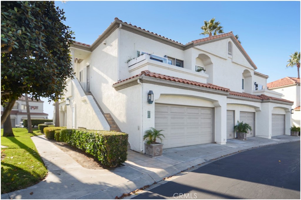 63 Centre Court, Dana Point CA 92629 - photo 1