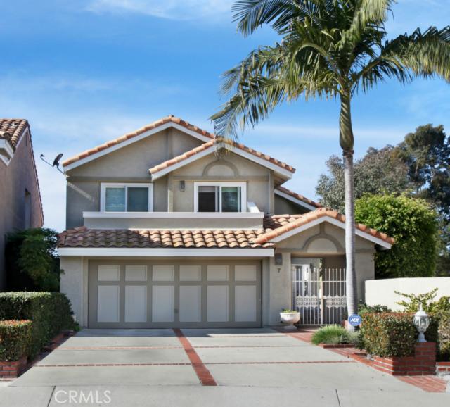 Front - 7 Palm Beach Court, Dana Point CA 92629 - photo 1