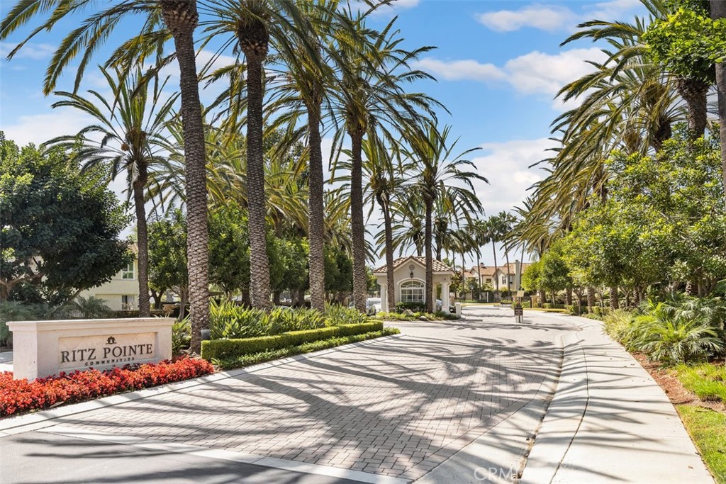 Front gate - 72 Corniche Drive C, Dana Point CA 92629 - photo 1
