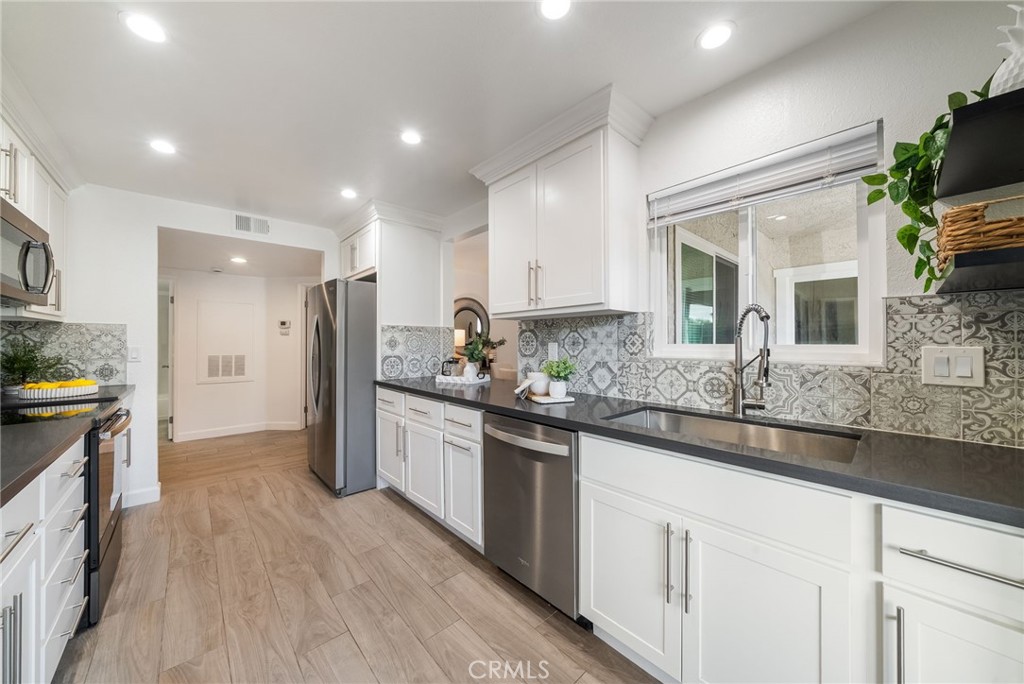72 Corniche B, Dana Point CA 92629 - photo 14