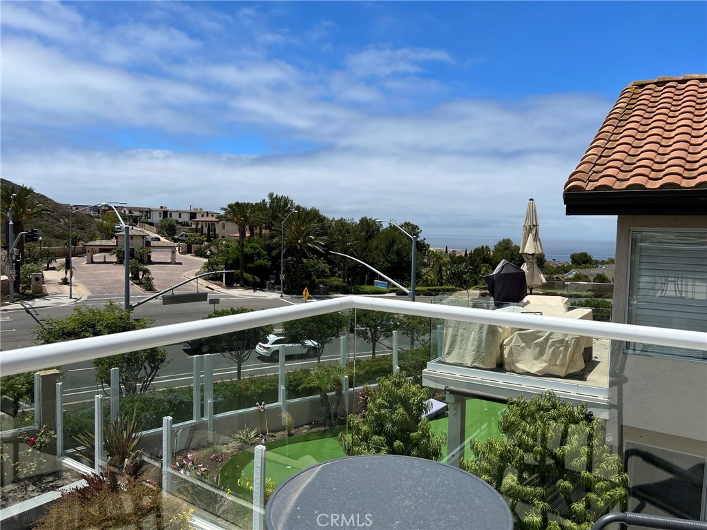 75 Palm Beach Court, Dana Point CA 92629 - photo 2