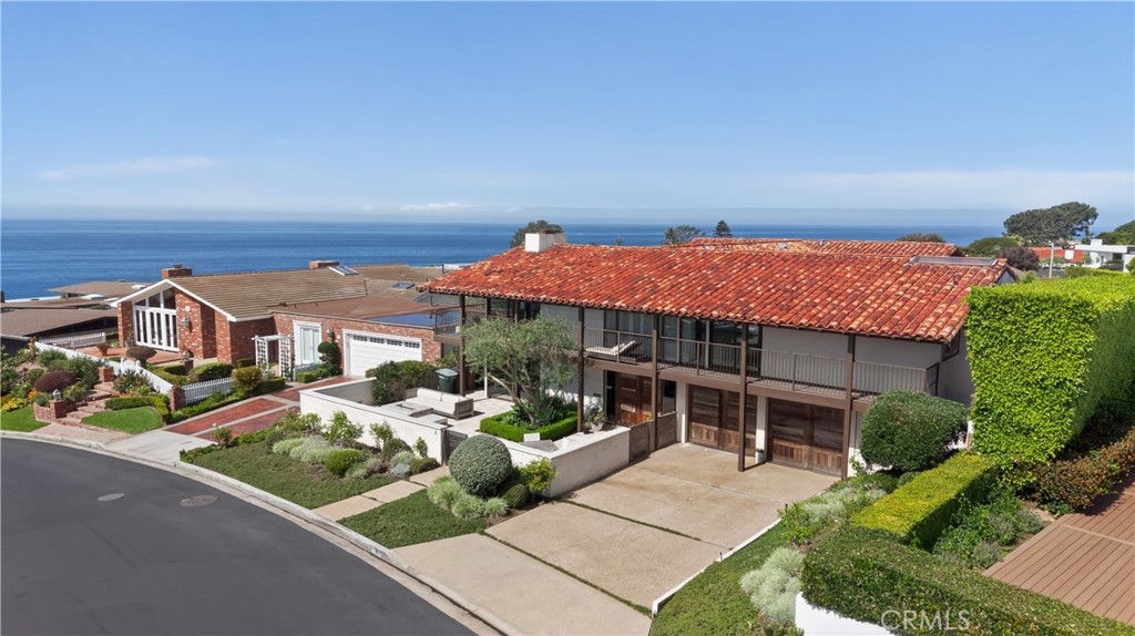 8 Monarch Bay Drive, Dana Point CA 92629 - photo 2