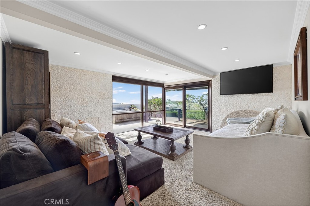 8 Monarch Bay Drive, Dana Point CA 92629 - photo 4