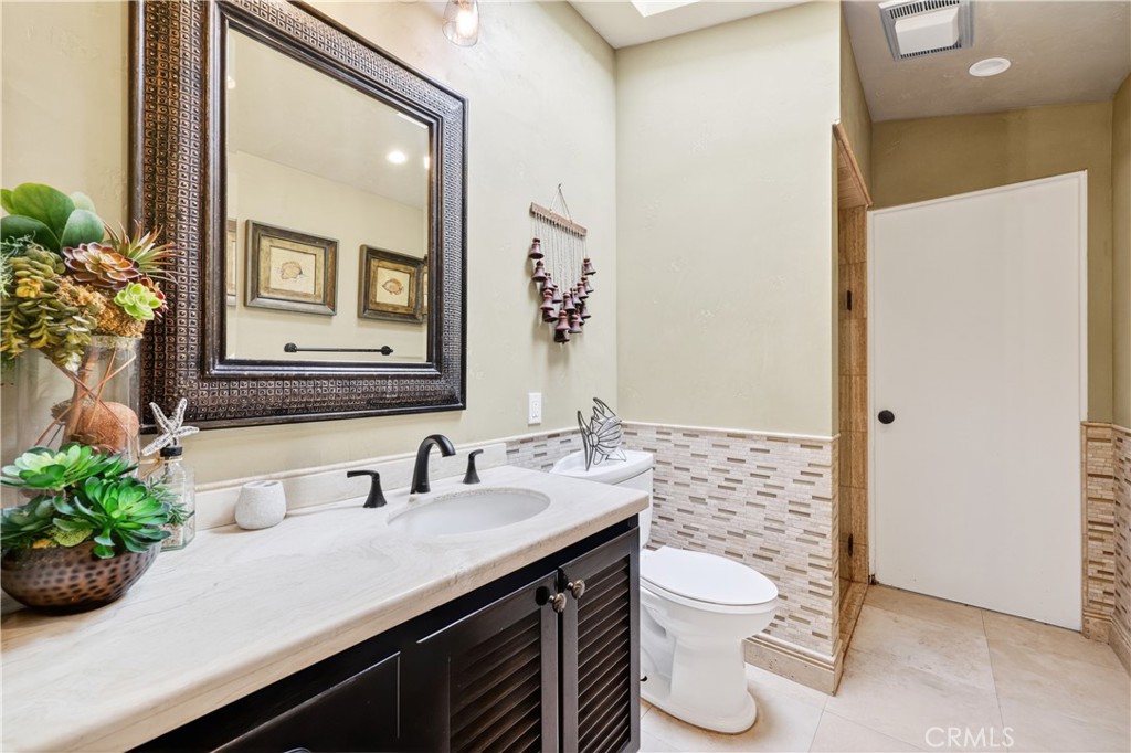 8 Monarch Bay Drive, Dana Point CA 92629 - photo 23
