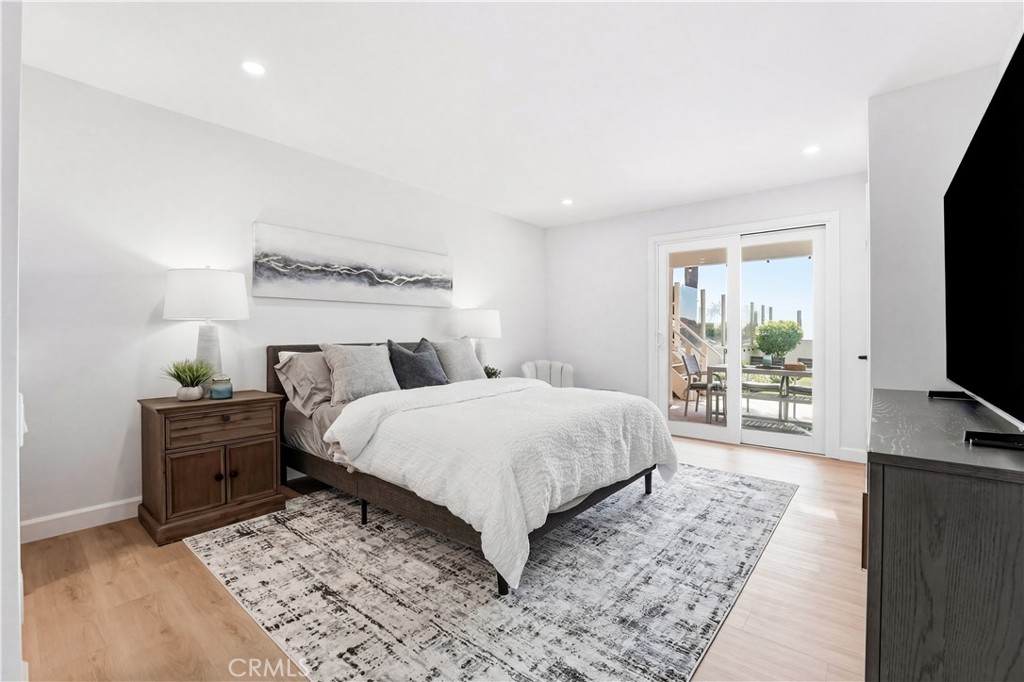 Secondary primary suite on lower level - 83 Palm Beach Court, Dana Point CA 92629 - photo 25