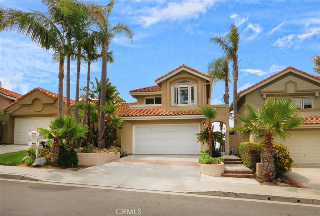 87 Palm Beach Court, Dana Point CA 92629 - photo 1