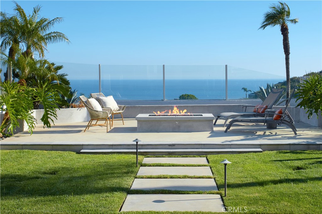 87 Palm Beach Court, Dana Point CA 92629 - photo 1