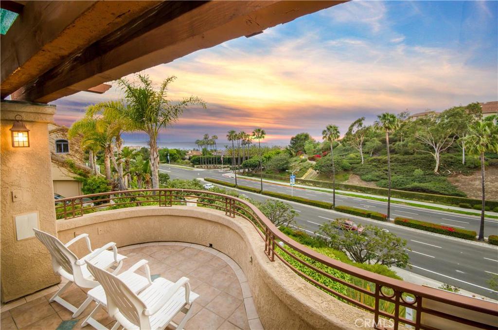 9 Reina, Dana Point CA 92629 - photo 1