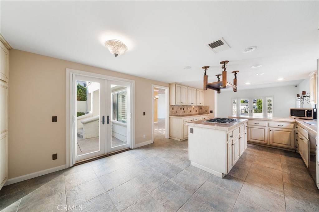 9 Terraza Del Mar, Dana Point CA 92629 - photo 34