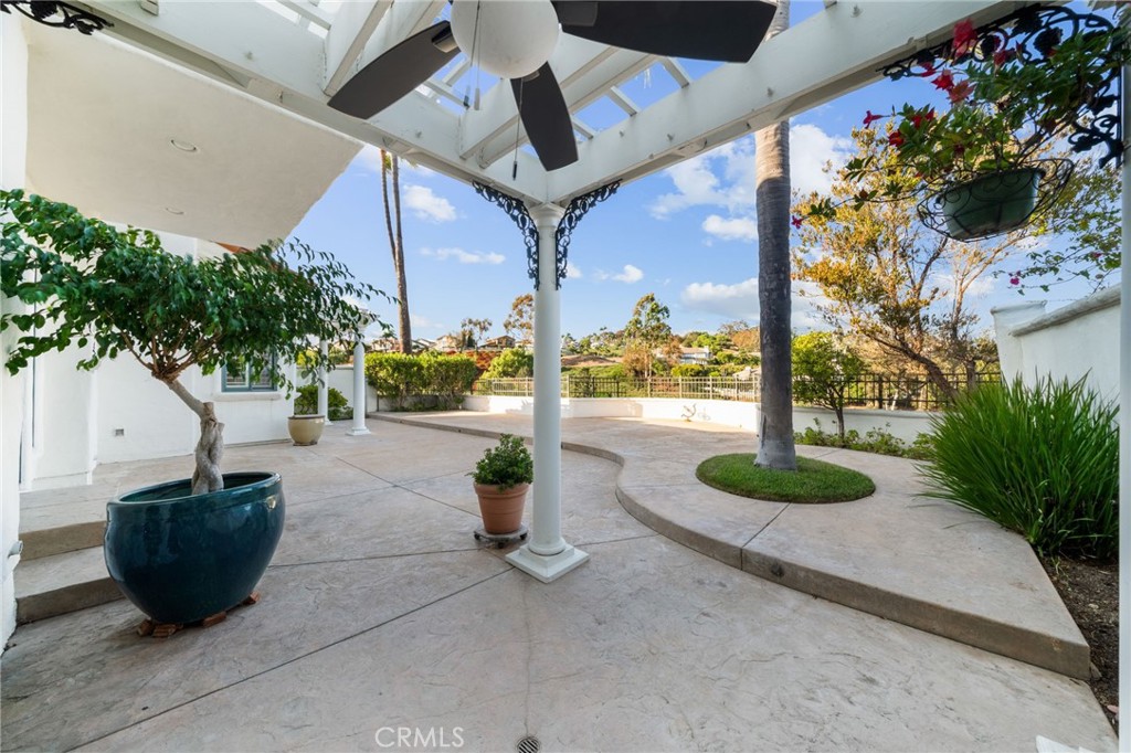 9 Terraza Del Mar, Dana Point CA 92629 - photo 42