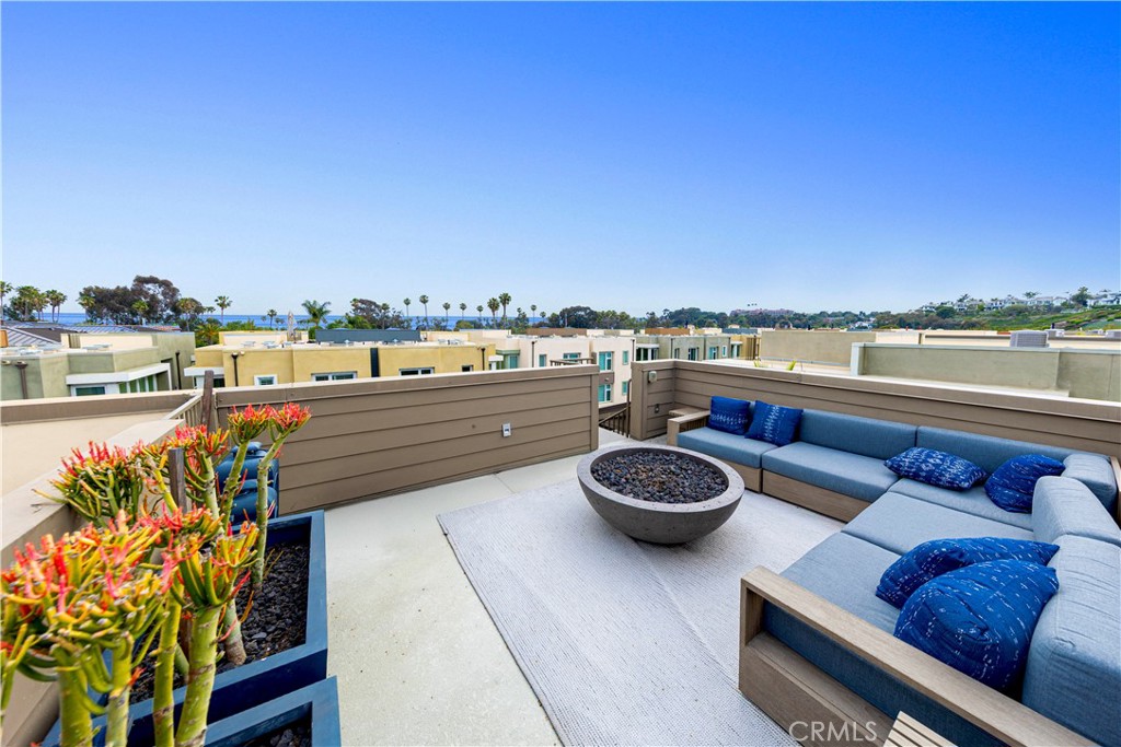 983 Doheny Way, Dana Point CA 92629 - photo 1