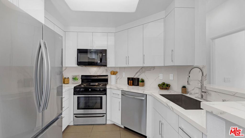 19431 Rue De Valore 41M, Foothill Ranch CA 92610 - photo 8