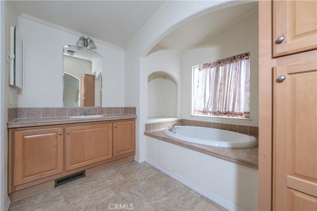 102 Pigeon, Fountain Valley CA 92708 - photo 18