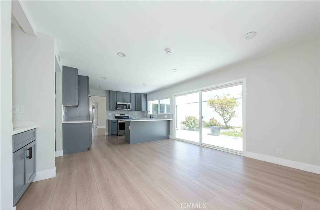 10220 El Monterey Avenue, Fountain Valley CA 92708 - photo 1