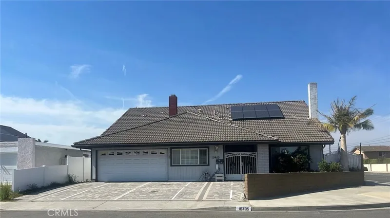 10485 La Sombra Avenue, Fountain Valley, CA 92708