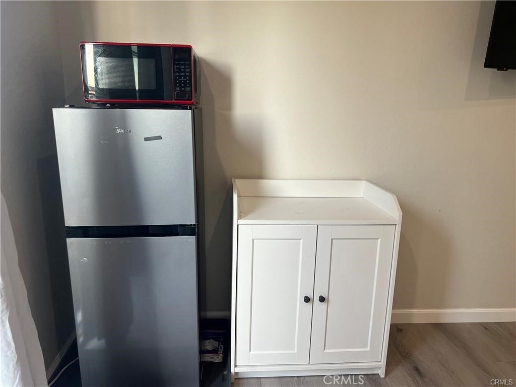 Fridge, Microwave - 10485 La Sombra Avenue, Fountain Valley CA 92708 - photo 11