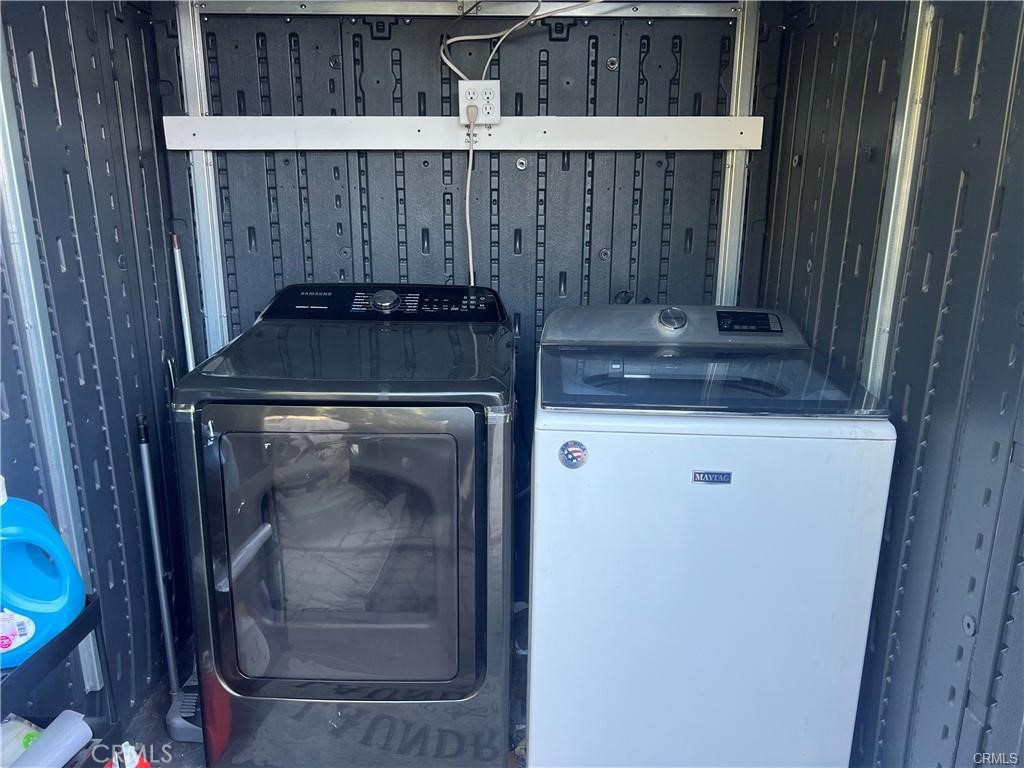 Shared Laundry outside - 10485 La Sombra Avenue, Fountain Valley CA 92708 - photo 19
