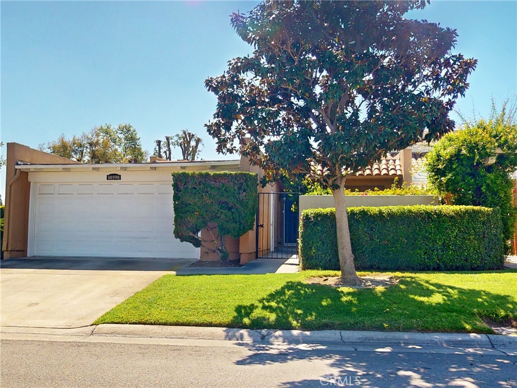 Welcome Home - 10598 La Lila Lane, Fountain Valley CA 92708 - photo 1