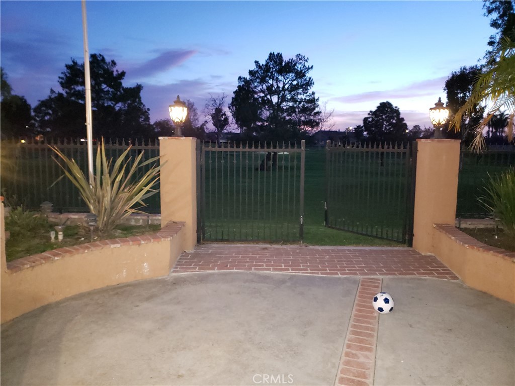 10754 El Rubi, Fountain Valley CA 92708 - photo 62