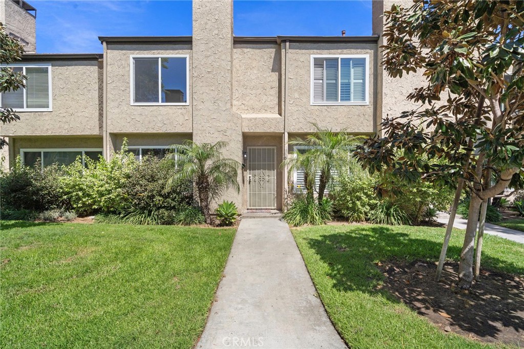 Beautifully Upgraded Fountain Park Townhome - 10814 Rexbon Court, Fountain Valley CA 92708 - photo 1