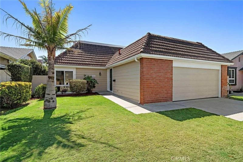 10830 La Terraza Avenue, Fountain Valley, CA 92708