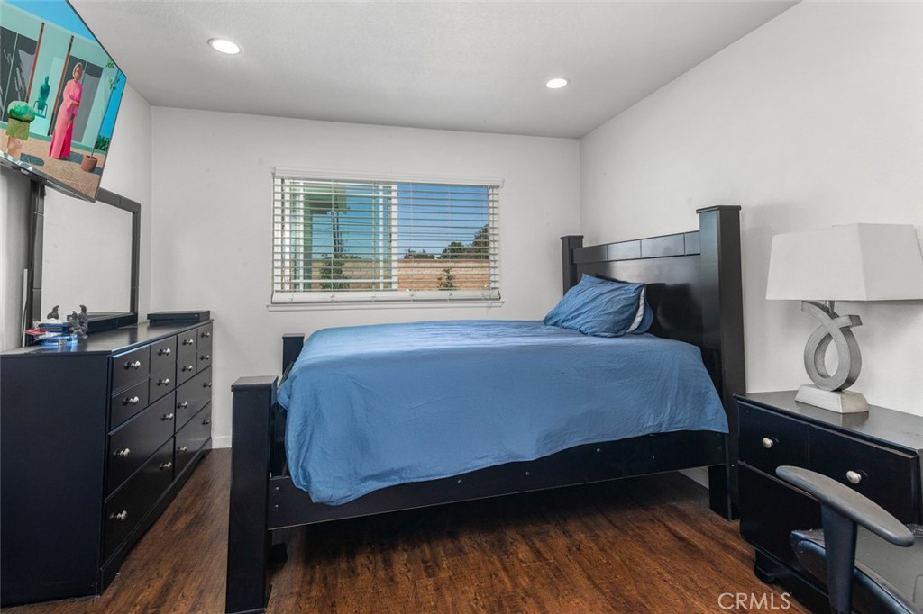 11157 Flower Ave, Fountain Valley CA 92708 - photo 20