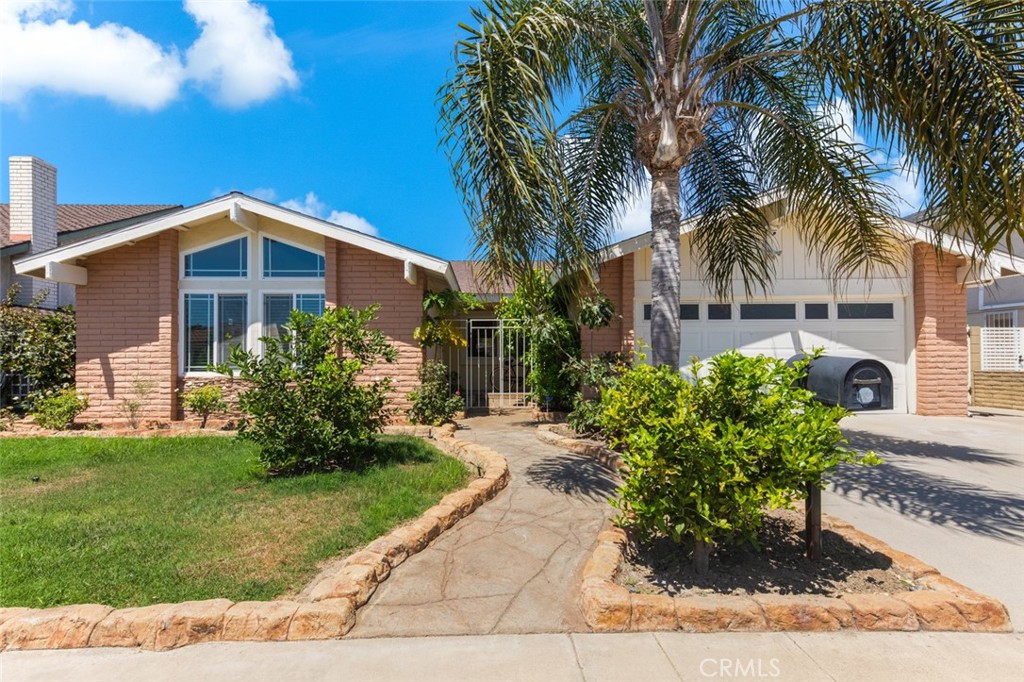 11157 Flower Ave, Fountain Valley CA 92708 - photo 28