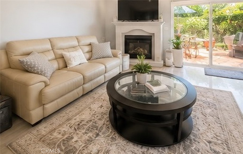 11167 MCGEE RIVER CIR, Fountain Valley CA 92708 - photo 11