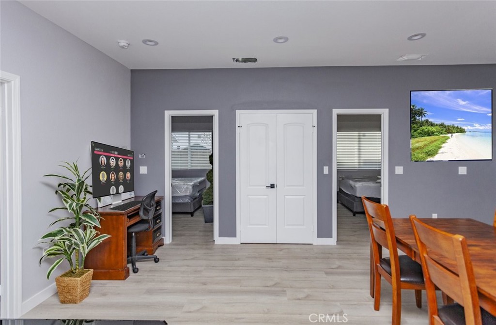 11167 MCGEE RIVER CIR, Fountain Valley CA 92708 - photo 26