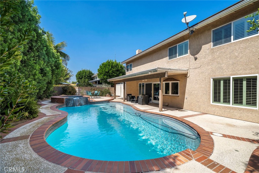 11302 Pennell Circle, Fountain Valley CA 92708 - photo 2
