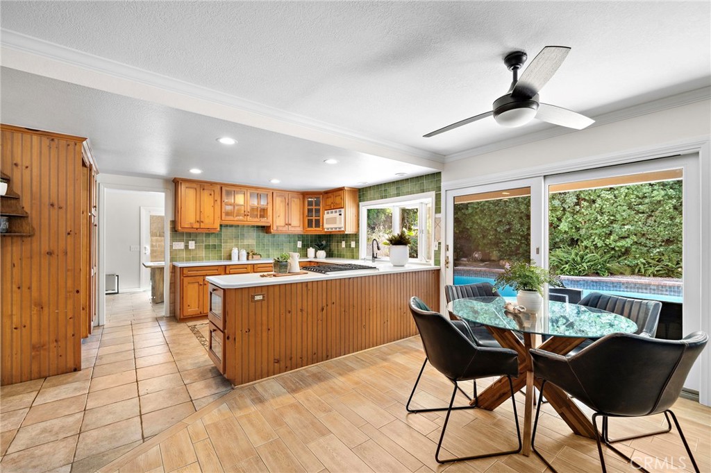 11302 Pennell Circle, Fountain Valley CA 92708 - photo 16