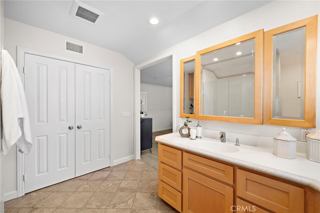 11302 Pennell Circle, Fountain Valley CA 92708 - photo 33