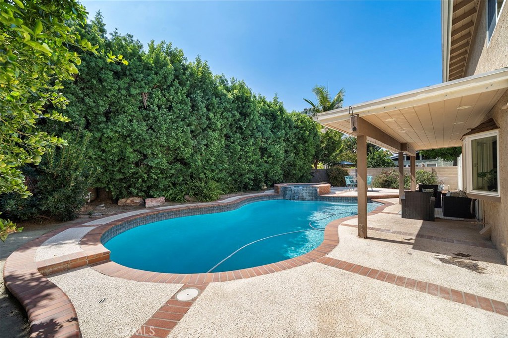 11302 Pennell Circle, Fountain Valley CA 92708 - photo 36