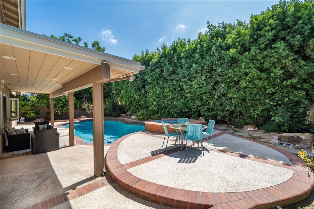 11302 Pennell Circle, Fountain Valley CA 92708 - photo 40