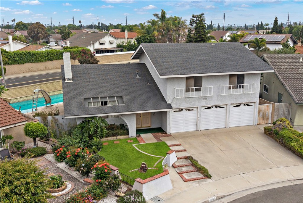 La Linda Pool Home on Extra Large Lot and 3 Car Garage - 11325 Dewdrop, Fountain Valley CA 92708 - photo 1