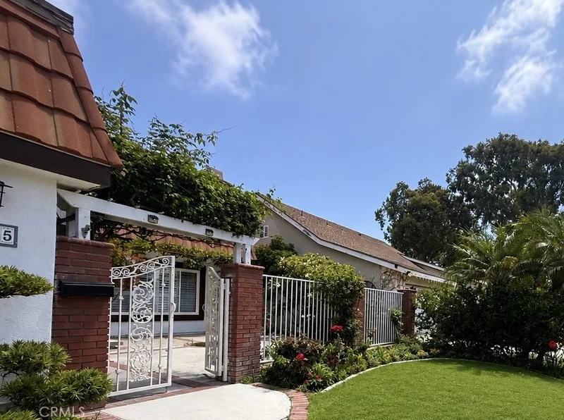 11335 Carob, Fountain Valley